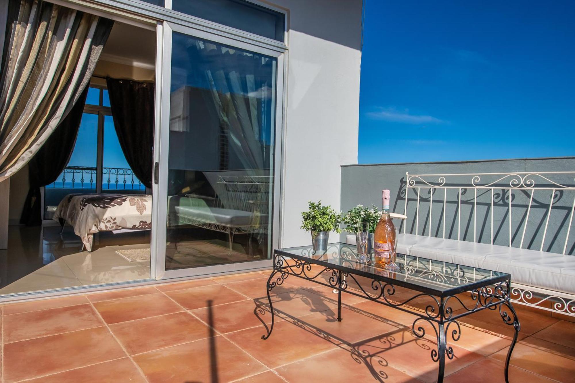 Francis Flats Modern Penthouse Apartment เมลลิฮา ภายนอก รูปภาพ